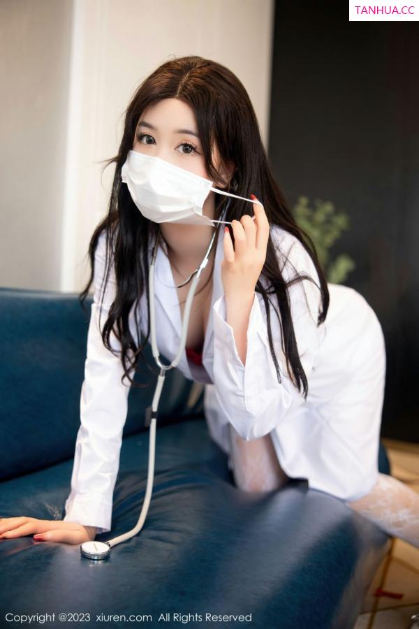 江真真  [XiuRen]高清写真图 2023.01.13 No.6130 江真真 护士服美臀第14张图片